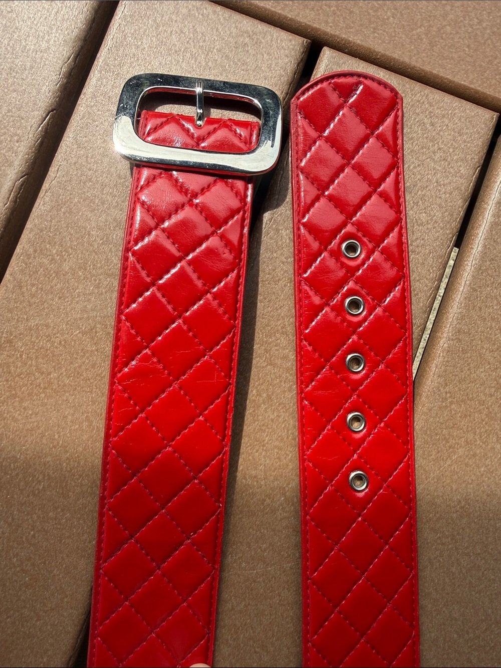 Red Vintage Patent Leather Quilted Belt - Picture 2 of 3